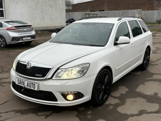 Белый Шкода Октавия, объемом двигателя 2 л и пробегом 148 тыс. км за 4200 $, фото 2 на Automoto.ua