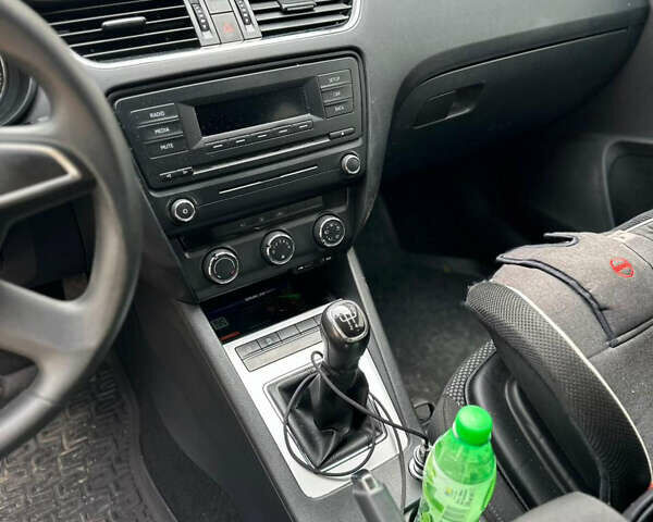 Білий Шкода Октавія, об'ємом двигуна 1.6 л та пробігом 247 тис. км за 8750 $, фото 9 на Automoto.ua