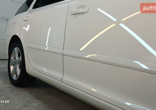 Белый Шкода Октавия, объемом двигателя 0 л и пробегом 167 тыс. км за 8499 $, фото 38 на Automoto.ua