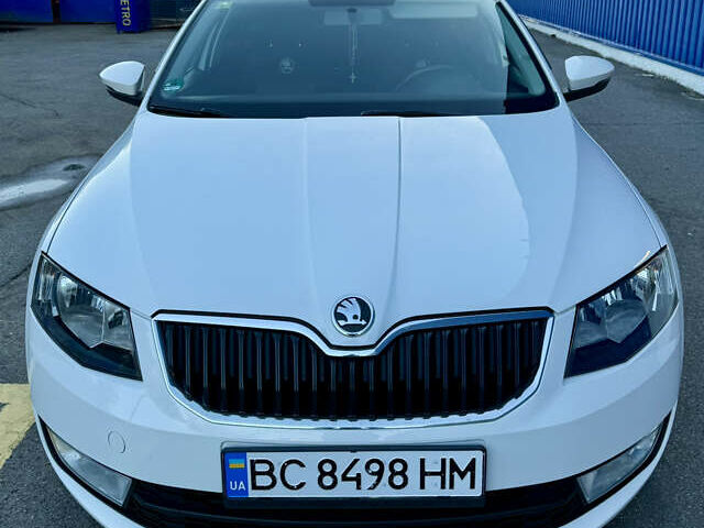 Белый Шкода Октавия, объемом двигателя 1.6 л и пробегом 297 тыс. км за 9100 $, фото 4 на Automoto.ua