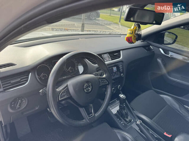 Белый Шкода Октавия, объемом двигателя 2 л и пробегом 320 тыс. км за 12500 $, фото 14 на Automoto.ua