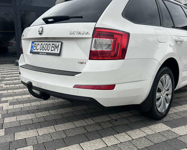 Білий Шкода Октавія, об'ємом двигуна 1.97 л та пробігом 240 тис. км за 11200 $, фото 6 на Automoto.ua