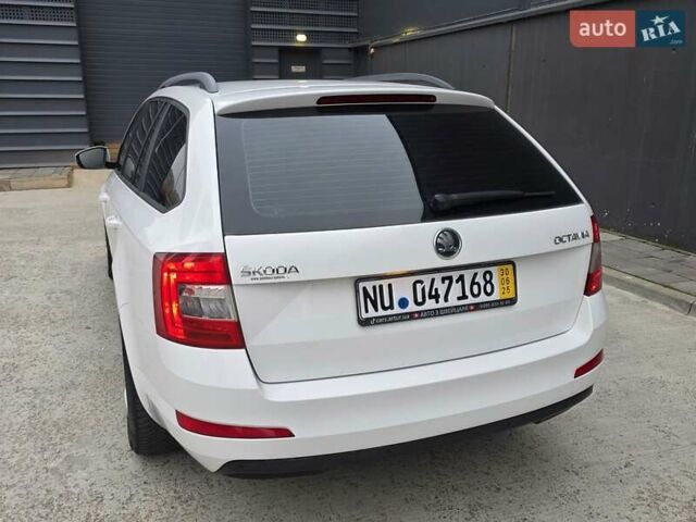 Белый Шкода Октавия, объемом двигателя 1.2 л и пробегом 170 тыс. км за 7200 $, фото 16 на Automoto.ua