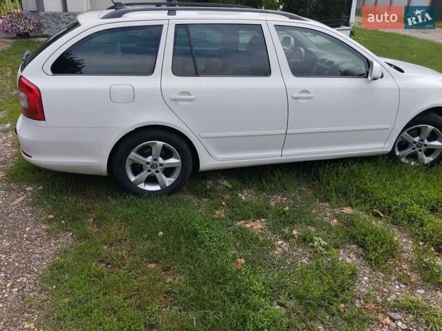 Белый Шкода Октавия, объемом двигателя 1.6 л и пробегом 282 тыс. км за 10450 $, фото 8 на Automoto.ua