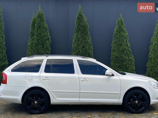 Белый Шкода Октавия, объемом двигателя 1.6 л и пробегом 289 тыс. км за 8300 $, фото 18 на Automoto.ua