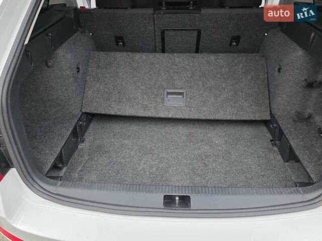 Белый Шкода Октавия, объемом двигателя 1.2 л и пробегом 170 тыс. км за 7200 $, фото 51 на Automoto.ua