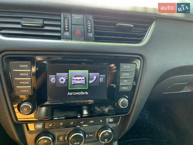 Белый Шкода Октавия, объемом двигателя 1.8 л и пробегом 299 тыс. км за 10600 $, фото 20 на Automoto.ua