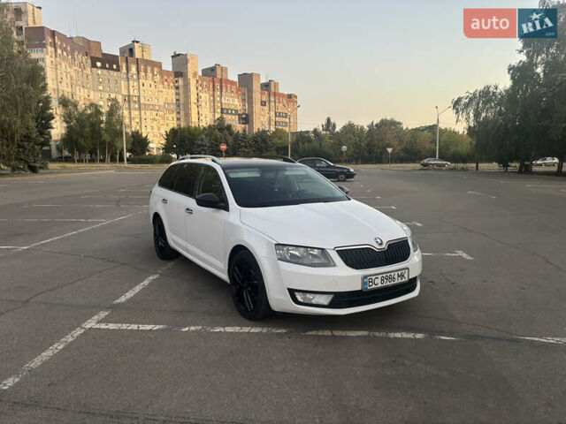 Белый Шкода Октавия, объемом двигателя 1.6 л и пробегом 295 тыс. км за 9990 $, фото 5 на Automoto.ua
