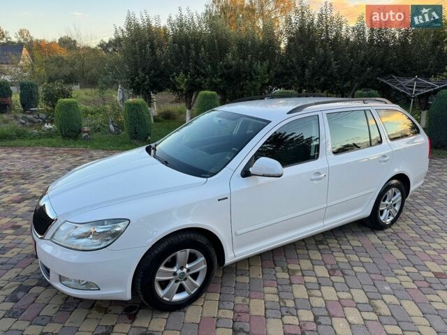 Білий Шкода Октавія, об'ємом двигуна 1.4 л та пробігом 258 тис. км за 7200 $, фото 3 на Automoto.ua