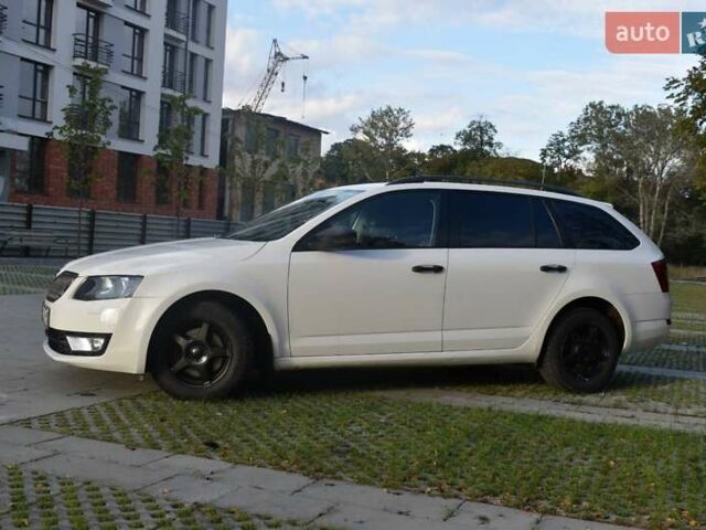 Белый Шкода Октавия, объемом двигателя 1.6 л и пробегом 221 тыс. км за 9900 $, фото 11 на Automoto.ua