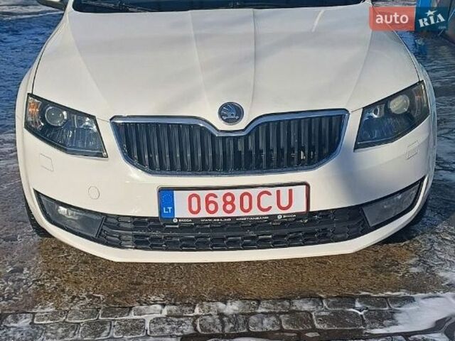 Белый Шкода Октавия, объемом двигателя 2 л и пробегом 223 тыс. км за 11799 $, фото 64 на Automoto.ua