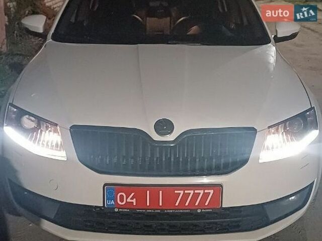 Белый Шкода Октавия, объемом двигателя 2 л и пробегом 223 тыс. км за 11799 $, фото 27 на Automoto.ua