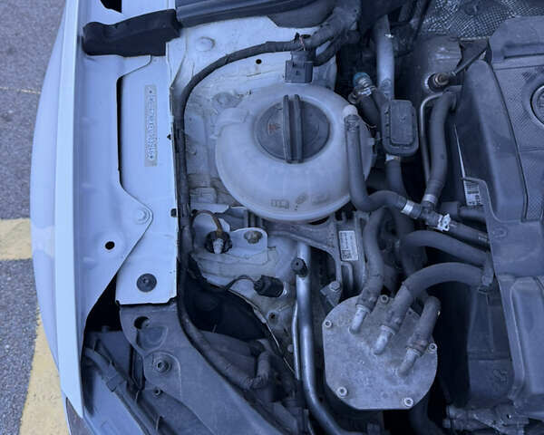 Белый Шкода Октавия, объемом двигателя 1.6 л и пробегом 297 тыс. км за 9100 $, фото 40 на Automoto.ua