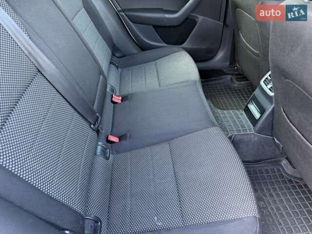 Белый Шкода Октавия, объемом двигателя 1.6 л и пробегом 280 тыс. км за 8950 $, фото 13 на Automoto.ua