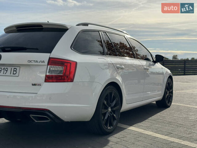 Белый Шкода Октавия, объемом двигателя 2 л и пробегом 320 тыс. км за 12500 $, фото 36 на Automoto.ua