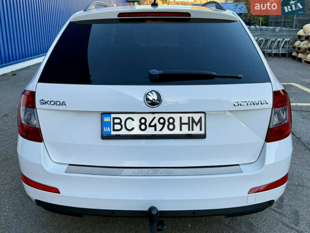 Белый Шкода Октавия, объемом двигателя 1.6 л и пробегом 297 тыс. км за 9100 $, фото 12 на Automoto.ua