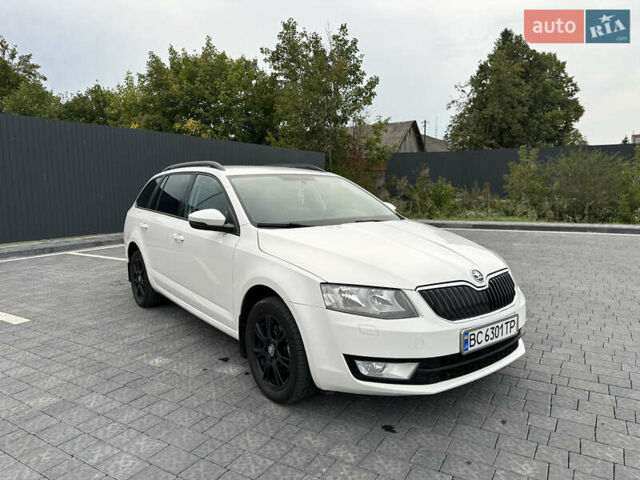 Білий Шкода Октавія, об'ємом двигуна 1.6 л та пробігом 284 тис. км за 10300 $, фото 1 на Automoto.ua