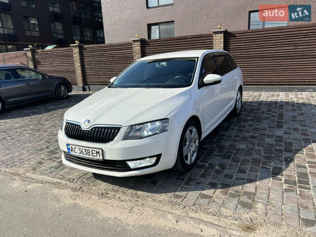 Білий Шкода Октавія, об'ємом двигуна 1.6 л та пробігом 248 тис. км за 10700 $, фото 50 на Automoto.ua