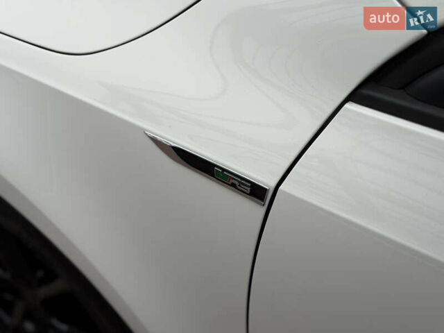 Белый Шкода Октавия, объемом двигателя 2 л и пробегом 230 тыс. км за 15200 $, фото 16 на Automoto.ua