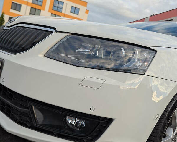 Белый Шкода Октавия, объемом двигателя 1.6 л и пробегом 338 тыс. км за 10399 $, фото 20 на Automoto.ua