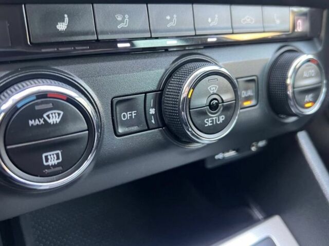 Белый Шкода Октавия, объемом двигателя 1.6 л и пробегом 260 тыс. км за 11200 $, фото 12 на Automoto.ua