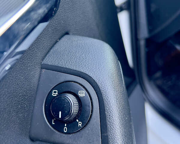 Белый Шкода Октавия, объемом двигателя 1.6 л и пробегом 224 тыс. км за 11500 $, фото 18 на Automoto.ua