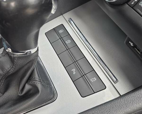 Білий Шкода Октавія, об'ємом двигуна 1.8 л та пробігом 182 тис. км за 11200 $, фото 8 на Automoto.ua