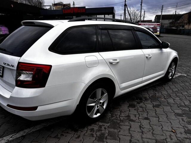 Білий Шкода Октавія, об'ємом двигуна 1.6 л та пробігом 285 тис. км за 244 $, фото 3 на Automoto.ua