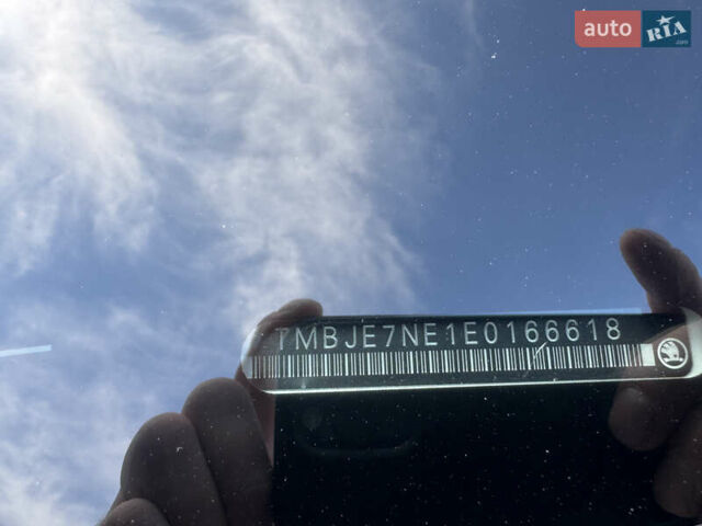 Белый Шкода Октавия, объемом двигателя 1.98 л и пробегом 199 тыс. км за 13500 $, фото 86 на Automoto.ua