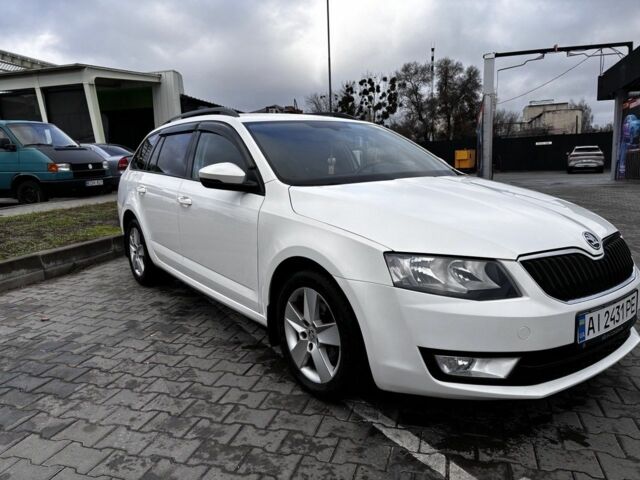 Білий Шкода Октавія, об'ємом двигуна 1.6 л та пробігом 285 тис. км за 244 $, фото 4 на Automoto.ua