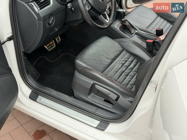 Белый Шкода Октавия, объемом двигателя 2 л и пробегом 230 тыс. км за 15200 $, фото 50 на Automoto.ua