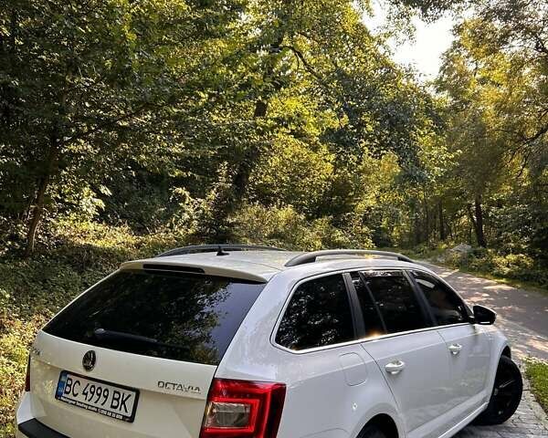 Белый Шкода Октавия, объемом двигателя 1.97 л и пробегом 296 тыс. км за 13100 $, фото 3 на Automoto.ua
