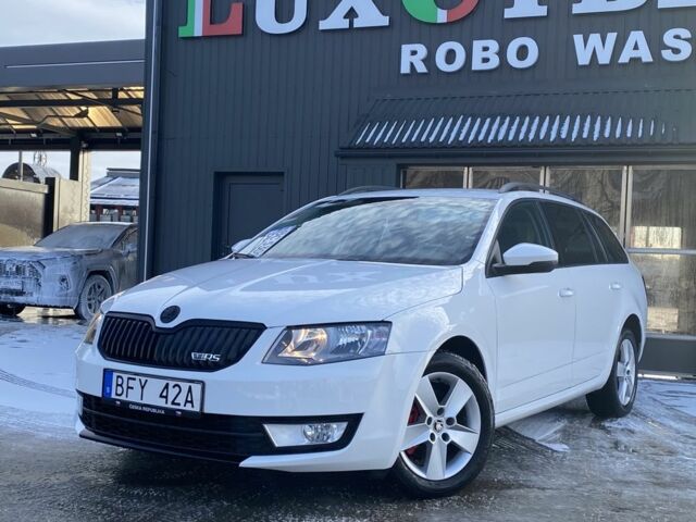 Белый Шкода Октавия, объемом двигателя 1.6 л и пробегом 380 тыс. км за 9799 $, фото 7 на Automoto.ua