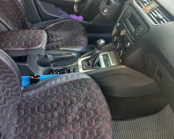 Белый Шкода Октавия, объемом двигателя 1.6 л и пробегом 241 тыс. км за 11300 $, фото 32 на Automoto.ua