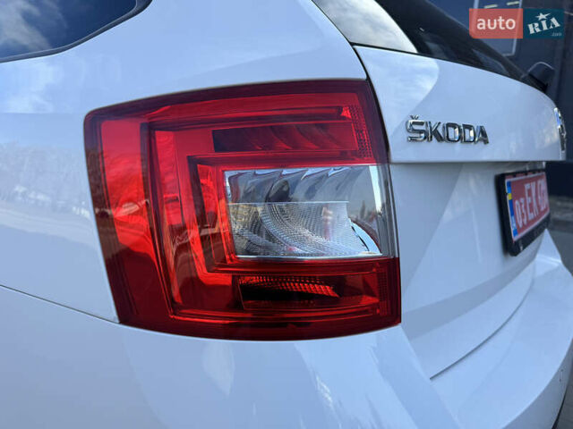 Белый Шкода Октавия, объемом двигателя 1.98 л и пробегом 199 тыс. км за 13500 $, фото 26 на Automoto.ua