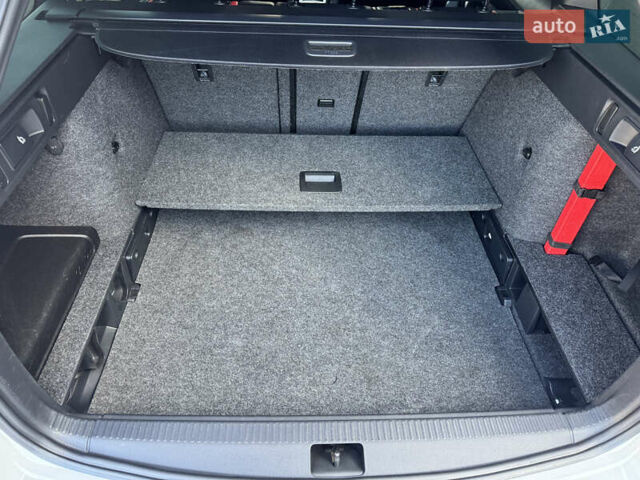 Белый Шкода Октавия, объемом двигателя 1.98 л и пробегом 199 тыс. км за 13500 $, фото 64 на Automoto.ua