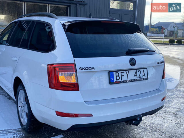 Белый Шкода Октавия, объемом двигателя 1.6 л и пробегом 236 тыс. км за 9799 $, фото 19 на Automoto.ua