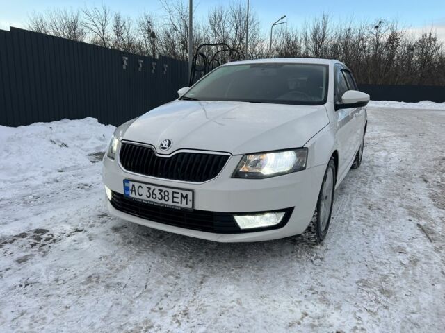 Белый Шкода Октавия, объемом двигателя 1.6 л и пробегом 250 тыс. км за 10500 $, фото 2 на Automoto.ua