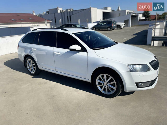 Белый Шкода Октавия, объемом двигателя 1.97 л и пробегом 318 тыс. км за 11200 $, фото 10 на Automoto.ua