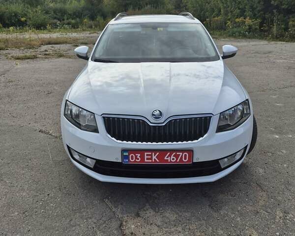 Білий Шкода Октавія, об'ємом двигуна 1.8 л та пробігом 182 тис. км за 11200 $, фото 6 на Automoto.ua