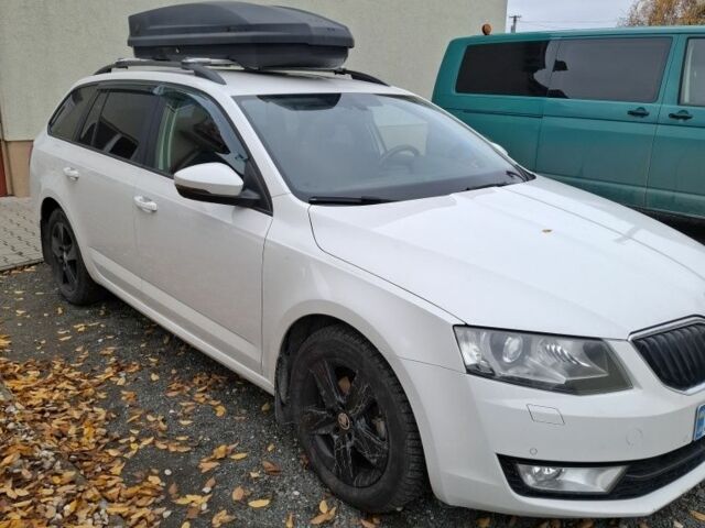 Білий Шкода Октавія, об'ємом двигуна 1.6 л та пробігом 256 тис. км за 11000 $, фото 1 на Automoto.ua