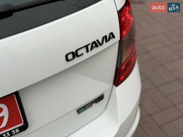 Белый Шкода Октавия, объемом двигателя 2 л и пробегом 230 тыс. км за 15300 $, фото 7 на Automoto.ua
