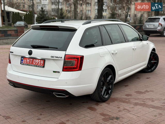 Белый Шкода Октавия, объемом двигателя 2 л и пробегом 230 тыс. км за 15200 $, фото 66 на Automoto.ua