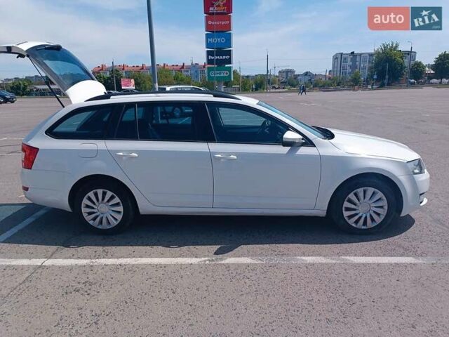 Білий Шкода Октавія, об'ємом двигуна 1.6 л та пробігом 297 тис. км за 10499 $, фото 16 на Automoto.ua