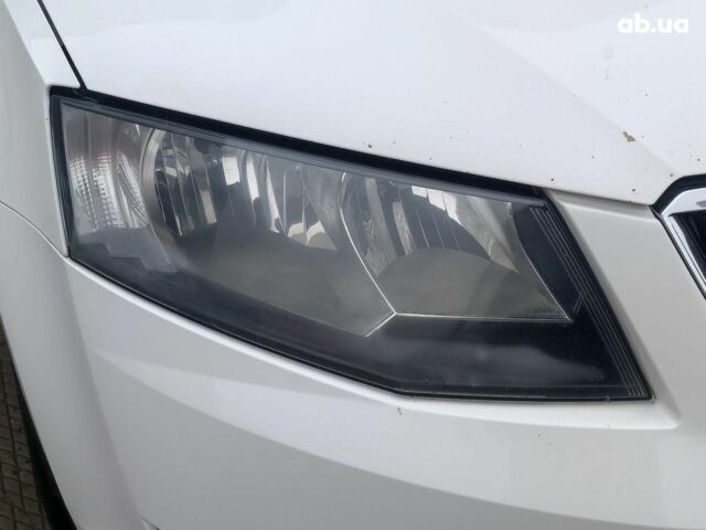 Білий Шкода Октавія, об'ємом двигуна 2 л та пробігом 328 тис. км за 8990 $, фото 3 на Automoto.ua