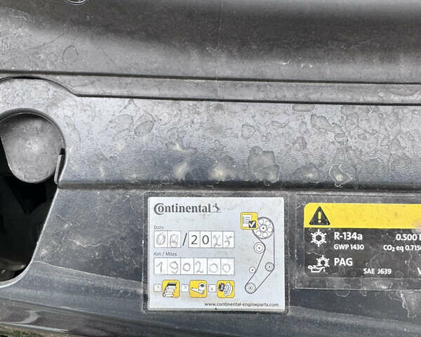 Білий Шкода Октавія, об'ємом двигуна 1.97 л та пробігом 193 тис. км за 11000 $, фото 18 на Automoto.ua