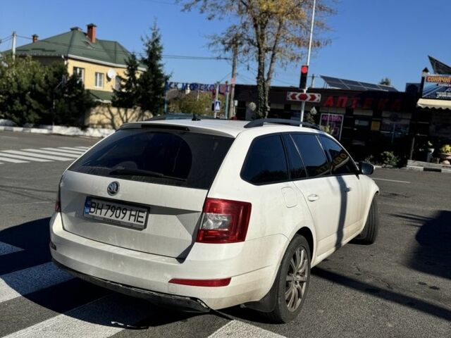 Белый Шкода Октавия, объемом двигателя 1.6 л и пробегом 311 тыс. км за 6600 $, фото 1 на Automoto.ua