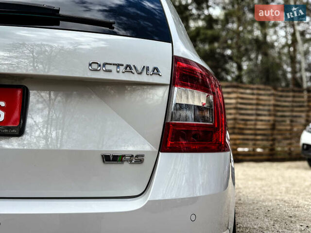 Белый Шкода Октавия, объемом двигателя 1.97 л и пробегом 220 тыс. км за 14500 $, фото 64 на Automoto.ua