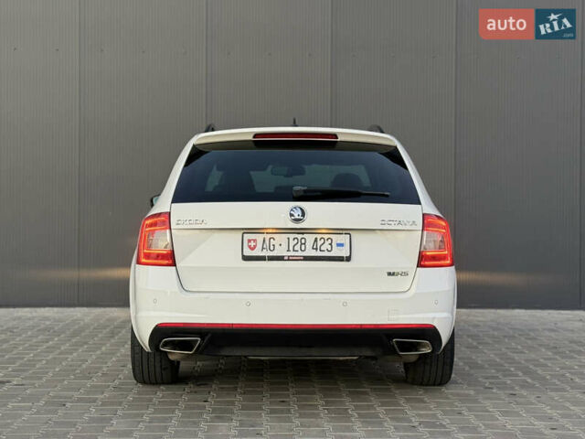 Белый Шкода Октавия, объемом двигателя 1.98 л и пробегом 203 тыс. км за 15200 $, фото 5 на Automoto.ua