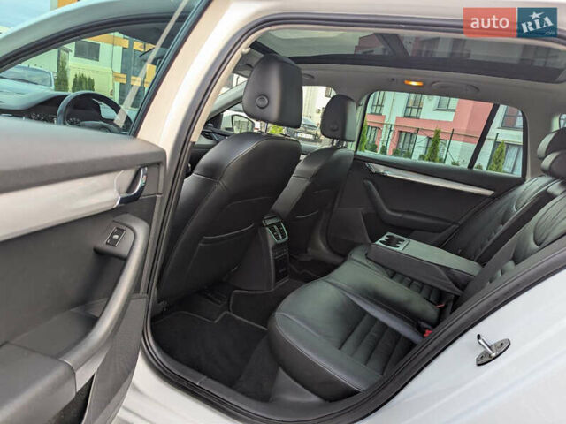 Белый Шкода Октавия, объемом двигателя 1.6 л и пробегом 338 тыс. км за 10399 $, фото 54 на Automoto.ua